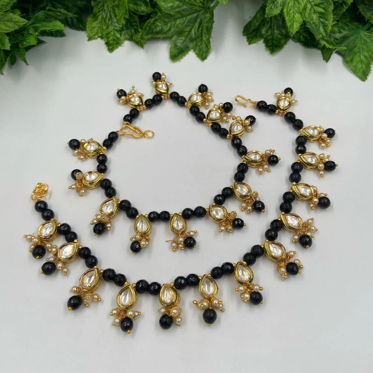 imgi_4_traditional-gold-plated-handcrafted-brass-kundan-anklet-payals-for-women-gehna-shop-buy-designer-latest-anklets-design-for-ladies-online-417