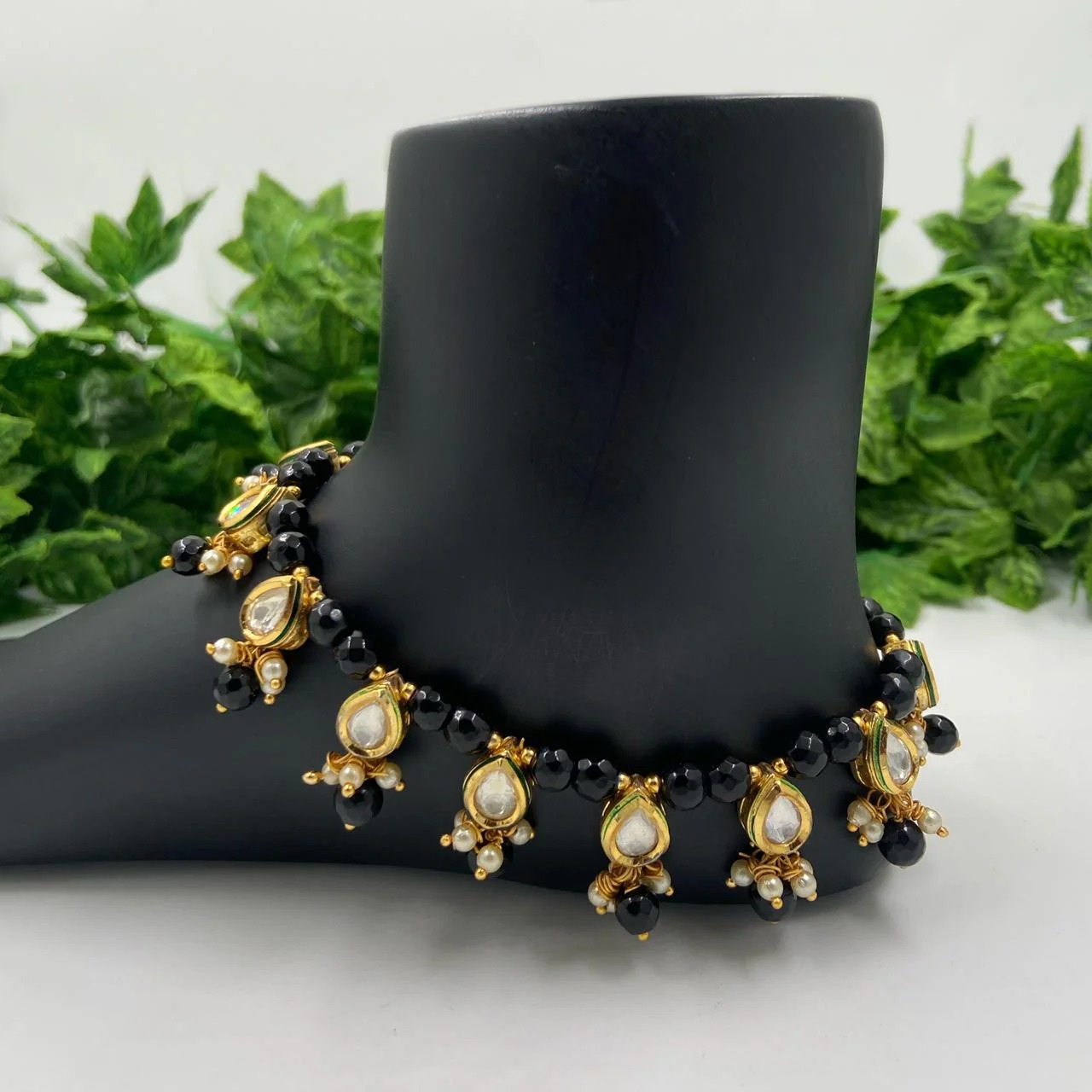 imgi_74_traditional-gold-plated-handcrafted-brass-kundan-anklet-payals-for-women-gehna-shop-buy-designer-latest-anklets-design-for-ladies-online-41