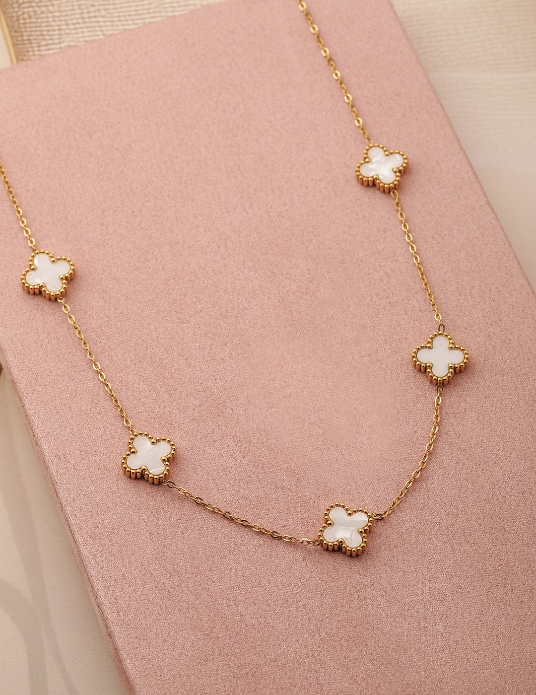 18k-gold-plated-stainless-steel-tarnish-free-waterproof-flora-motif-necklace-