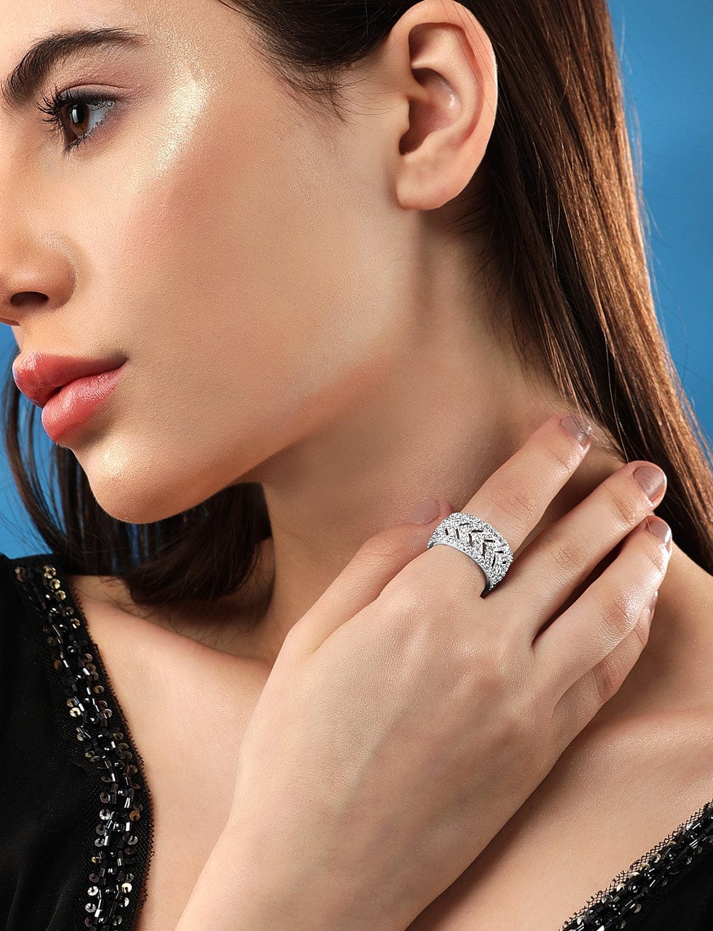 rubans-rhodium-plated-high-quality-cubic-zirconia-studded-finger-ring-rin (1)