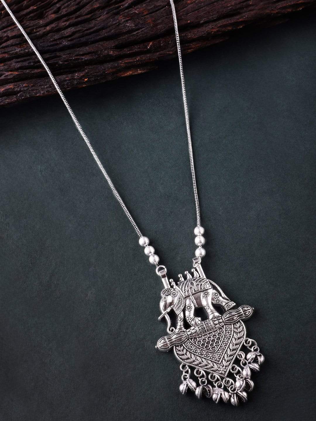 rubans-silver-oxidised-handcrafted-elephant-pendant-necklace-chain-neckla (1)